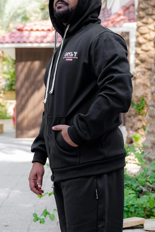 طقم-رجالي-شتوي-قطعتين-لون-أسود-ببلوفر-هودي-قبعة-متصلة