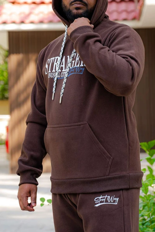 طقم-رجالي-شتوي-قطعتين-لون-بني-ببلوفر-هودي-قبعة-متصلة