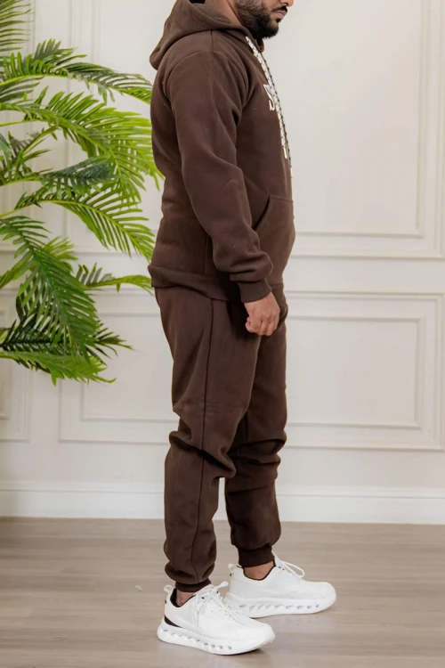 طقم-رجالي-شتوي-قطعتين-لون-بني-ببلوفر-هودي-قبعة-متصلة