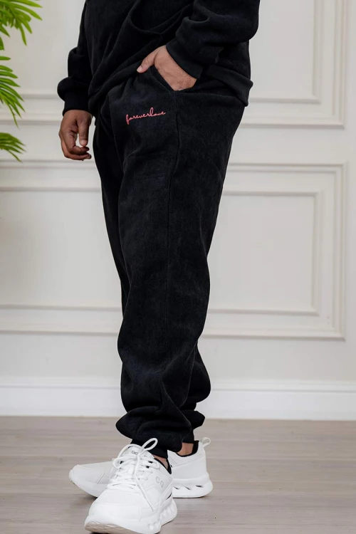 طقم-رجالي-شتوي-قطعتين-لون-أسود-ببلوفر-هودي-قبعة-متصلة