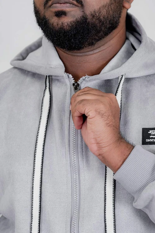 طقم-رجالي-شتوي-قطعتين-لون-رمادي-ببلوفر-هودي-قبعة-متصلة-