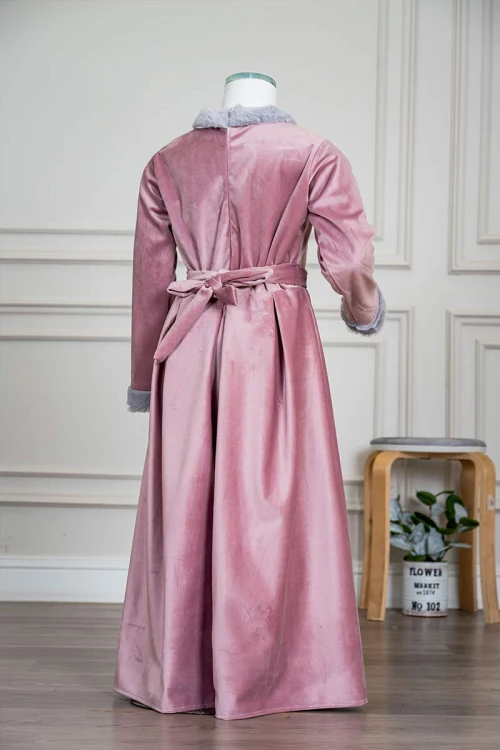 فستان-بناتي-طويل-متعدد-الألوان-مزين-بالفرو-في-الياقة-