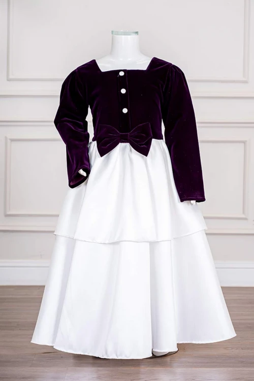 فستان بناتي طويل متعددة الألوان مزين بأزرار و فيونكة من الأمام ياقة مربعة و بأكمام طويلة و رباط في الخلف