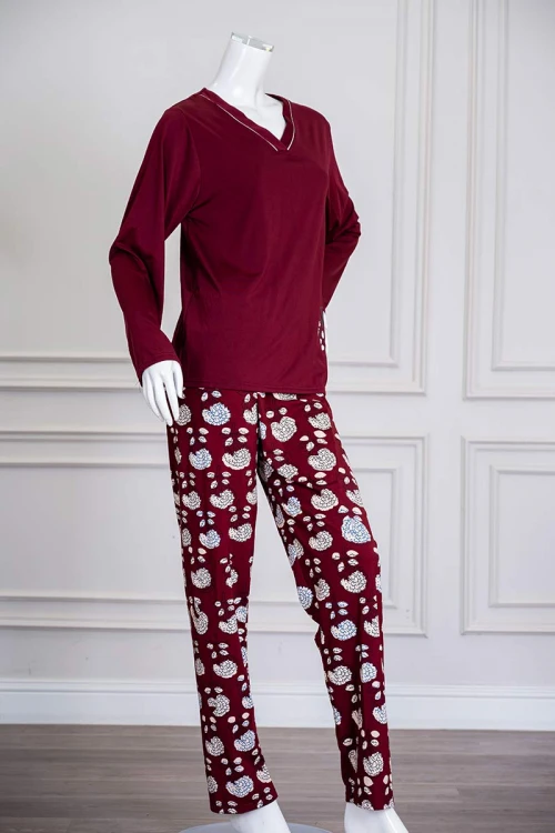 بيجاما-نسائية-قطعتين-لون-عودي-برسومات-و-كتابات