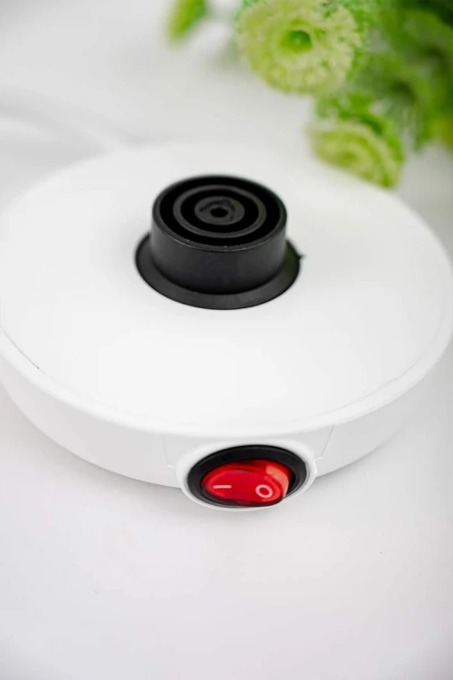 مكينة قهوة كهربائية لون أبيض  540-653 واط