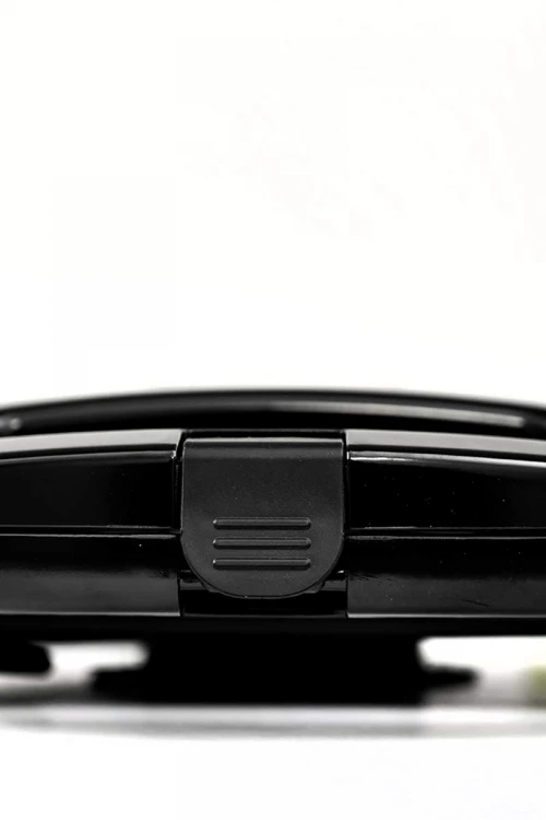 جهاز شواية كهربائي لون أسود و رمادي مكون من ألواح غير لاصقة بقوة 750 واط