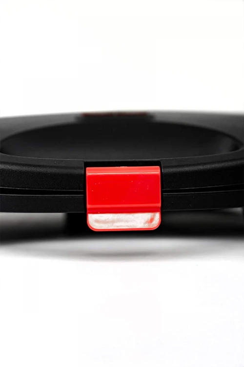 سخان ساندويتشات كهربائي لون أسود مكون من ألواح مسطرة غير لاصقة بقوة 750 واط