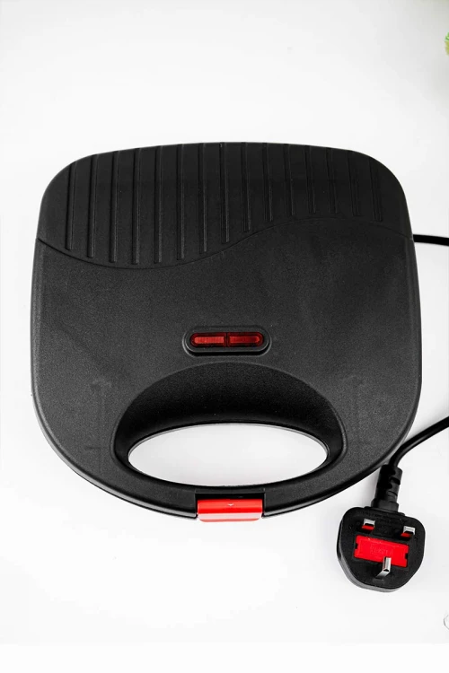 سخان ساندويتشات كهربائي لون أسود مكون من ألواح مسطرة غير لاصقة بقوة 750 واط