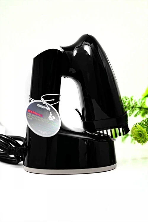 مكواة ملابس بخار يدوية لون أسود بقوة 1470 واط