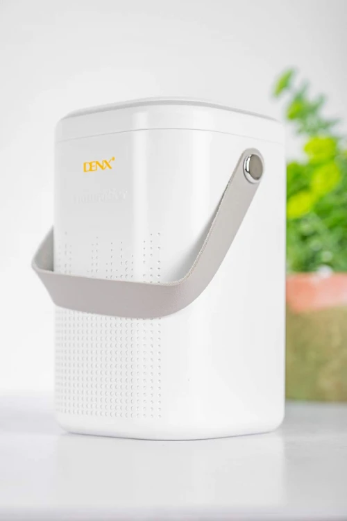 فواحة ملطف هواء لون أبيض يعمل عبر منفذ USB