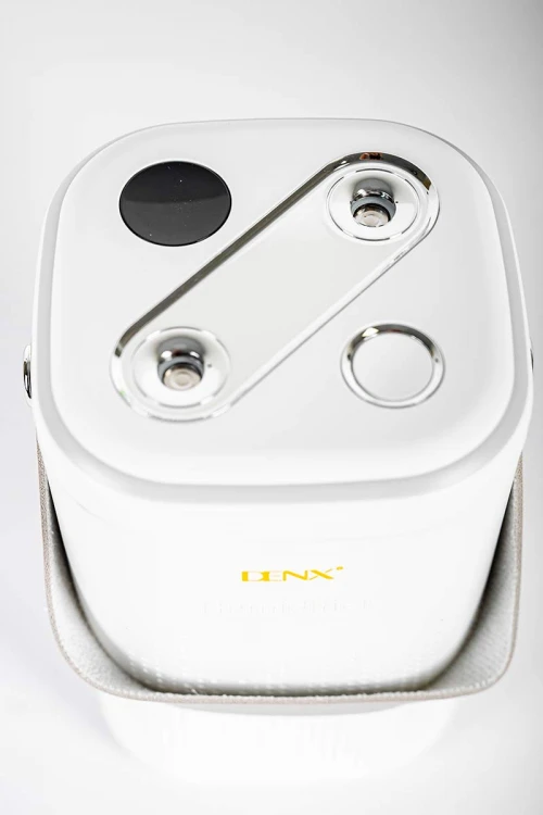 فواحة ملطف هواء لون أبيض يعمل عبر منفذ USB