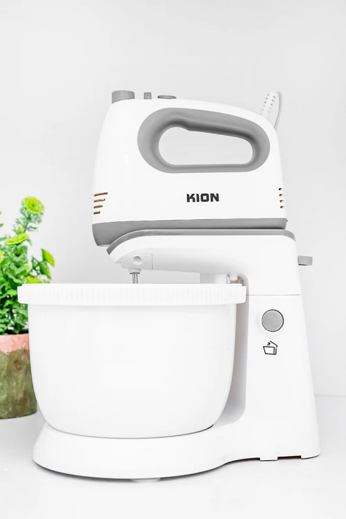 خلاط يدوي من كيون بوعاء دوار سعة 3.5 لتر و بقوة 300 واط يتضمن مضارب مختلفة