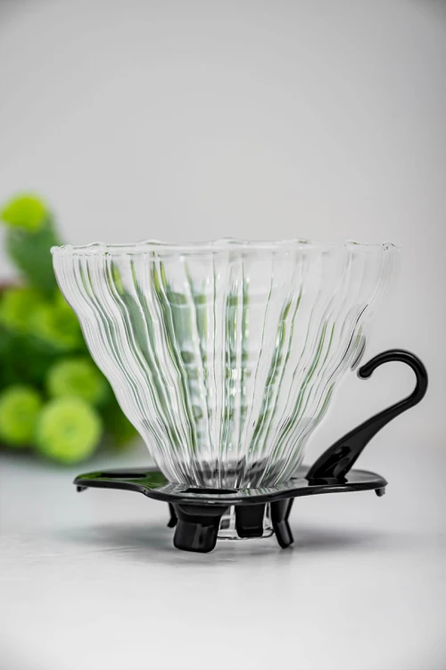 شنطة قهوة لون أسود لتحضير قهوة مقطرة v60 من 15 قطعة متكاملة