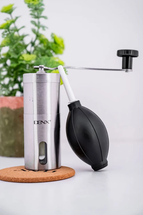 شنطة قهوة لون أسود لتحضير قهوة مقطرة v60 من 15 قطعة متكاملة