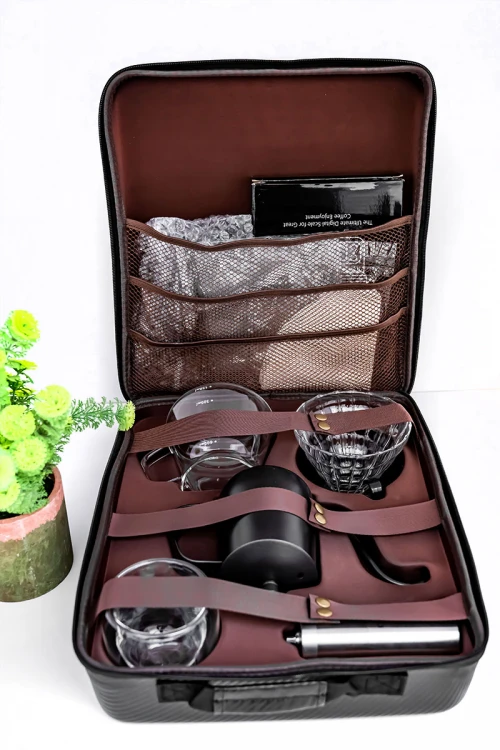 شنطة قهوة لون أسود لتحضير قهوة مقطرة v60 من 15 قطعة متكاملة