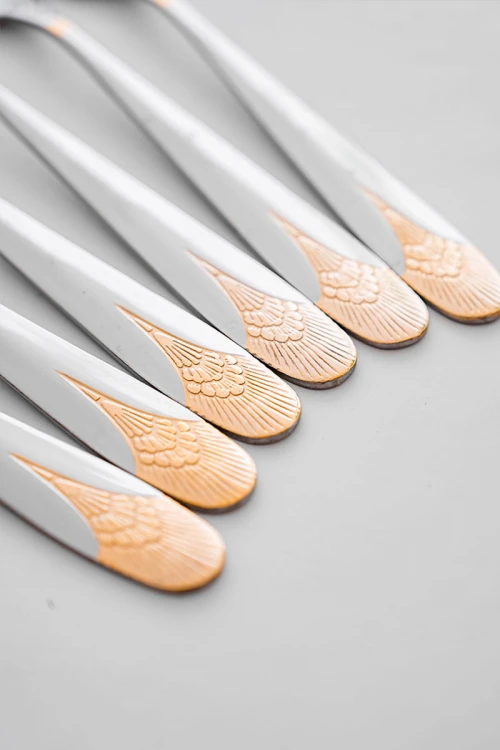 شوك أكل بأطراف ذهبية مزخرفة 12 حبة