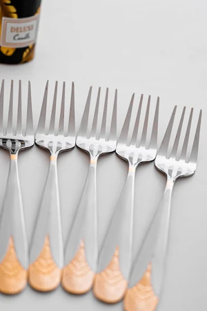 شوك أكل بأطراف ذهبية مزخرفة 12 حبة