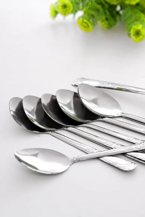 ملاعق أكل ستيل مزينة بزخرفة في المقبض 12 حبة