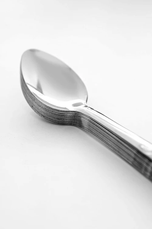 ملاعق أكل ستيل مزينة بزخرفة في المقبض 12 حبة