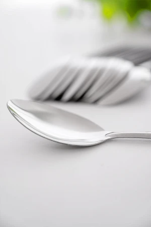 طقم ملاعق أكل مزينة بنقوش في المقبض 12 حبة