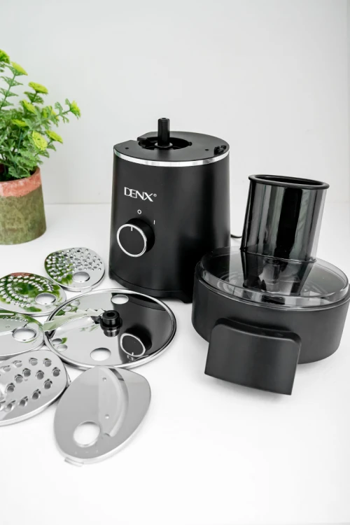 قطاعة خضار كهربائية من Denx لون أسود متعددة الوظائف بشفرات من الفولاذ المقاوم للصدأ بقوة 200 واط