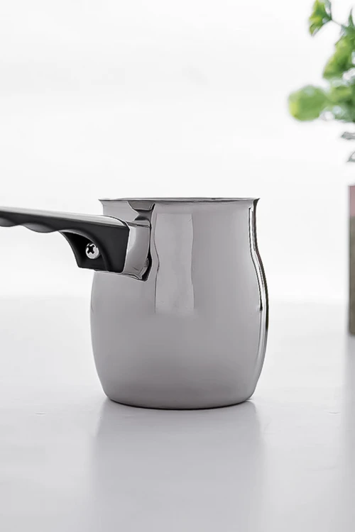 إبريق قهوة ستيل وسط لون فضي و أسود