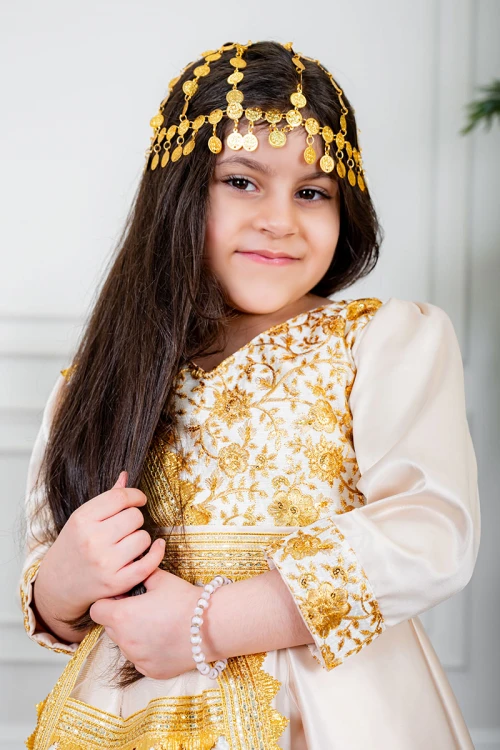 اكسسوار شعر تراثي لون ذهبي بجنيهات