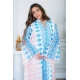 جلابية نسائية لون أبيض مزخرفة باللون السماوي و الوردي  ياقة عالية بقصة سبعة و بأكمام طويلة