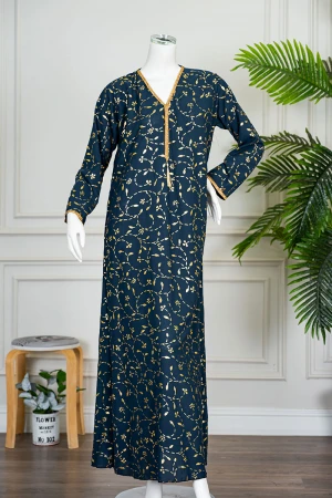 جلابية نسائية متعددة الألوان مشجرة باللون الذهبي ياقة بقصة سبعة مزينة بكلفة مطرزة من الياقة و أطراف الأكمام 