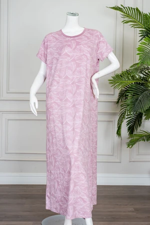 قميص نسائي طويل لون وردي مشجر باللون الأبيض بياقة دائرية و أكمام قصيرة