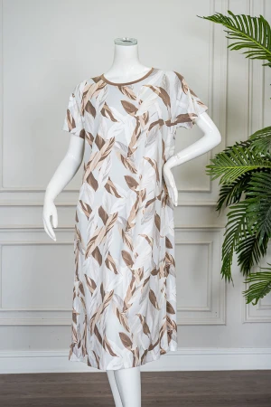 قميص نسائي ميدي لون رمادي مشجر باللون البني و البيج بياقة دائرية و أكمام قصيرة