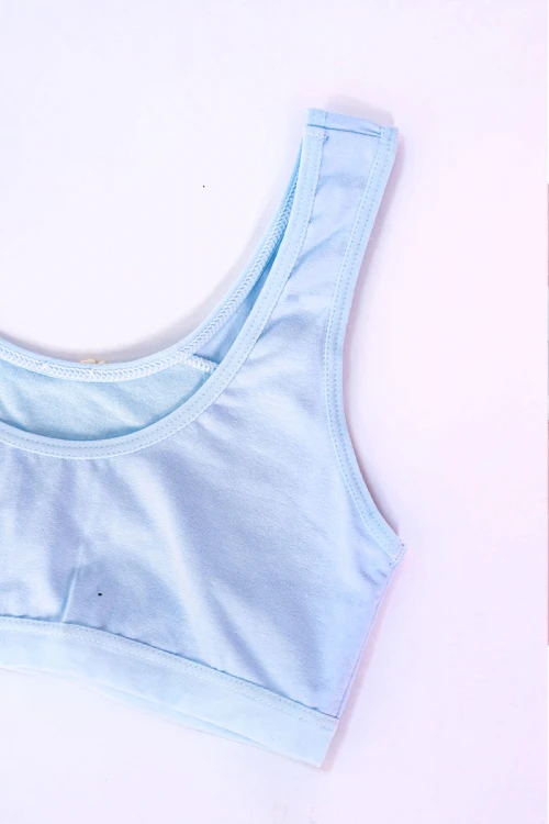 صدرية بناتي لون سماوي