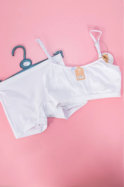 طقم داخلي قطعتين بناتي لون أبيض