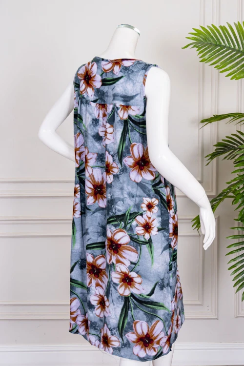 قميص نسائي قصير لون رصاصي مشجر ياقة دائرية و بدون أكمام