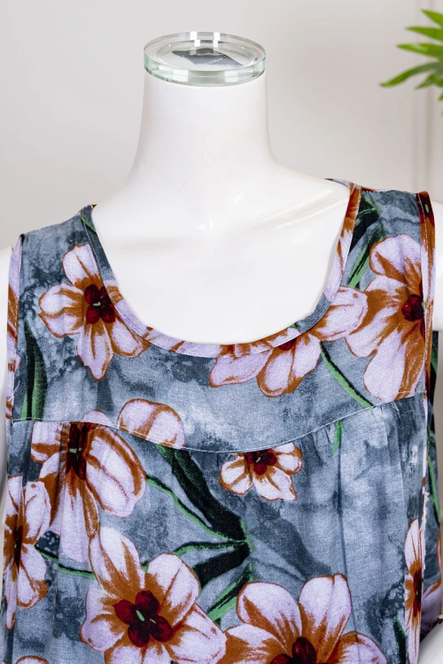 قميص نسائي قصير لون رصاصي مشجر ياقة دائرية و بدون أكمام