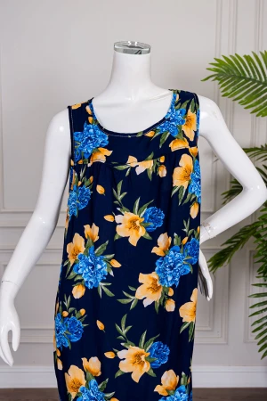 قميص نسائي قصير لون كحلي مشجر ياقة دائرية و بدون أكمام 