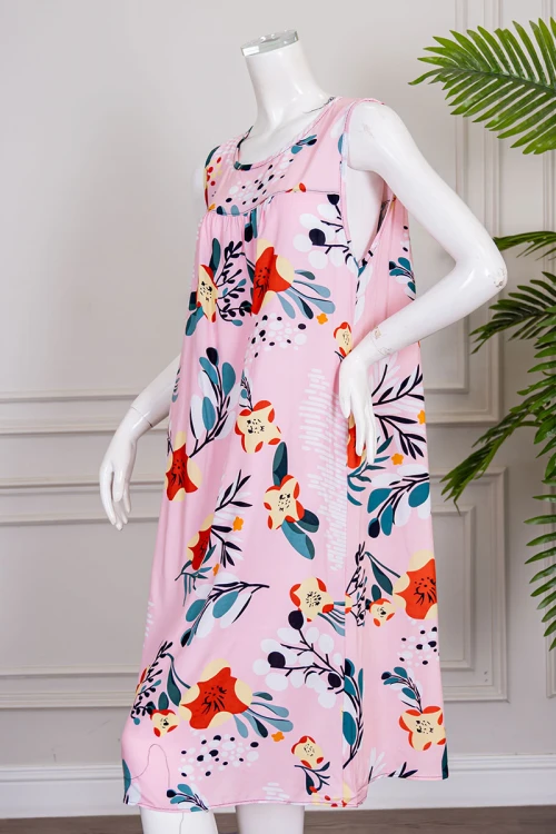 قميص نسائي قصير لون وردي مشجر ياقة دائرية و بدون أكمام