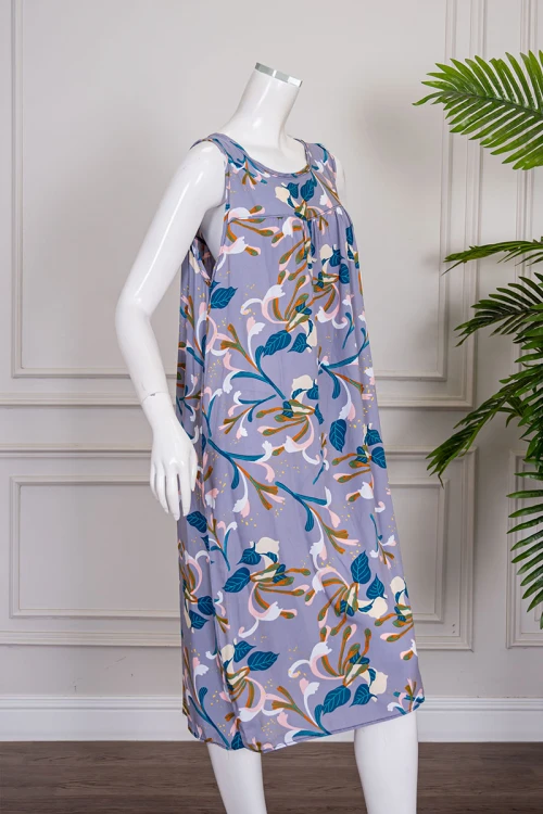 قميص نسائي قصير لون موف مشجر ياقة دائرية و بدون أكمام