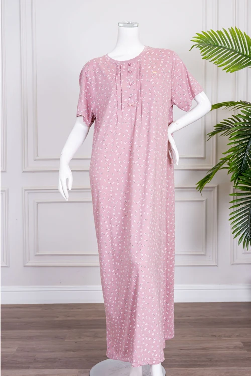 قميص نسائي جامبو طويل لون وردي مشجر ياقة دائرية بأزرار من الأمام و بأكمام قصيرة