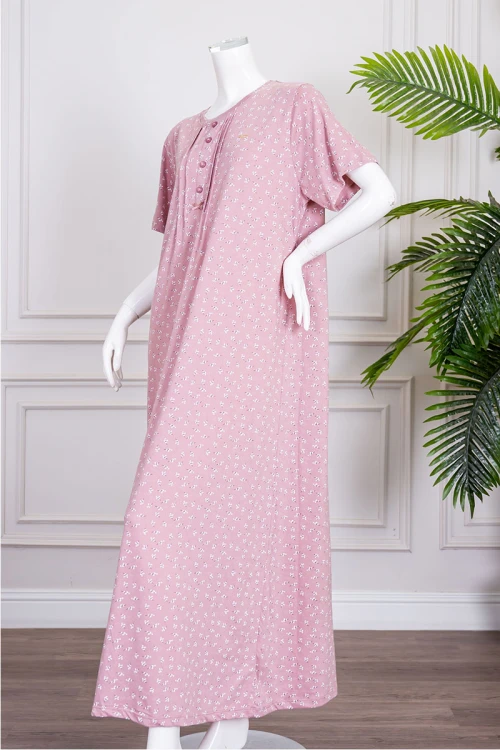 قميص نسائي جامبو طويل لون وردي مشجر ياقة دائرية بأزرار من الأمام و بأكمام قصيرة