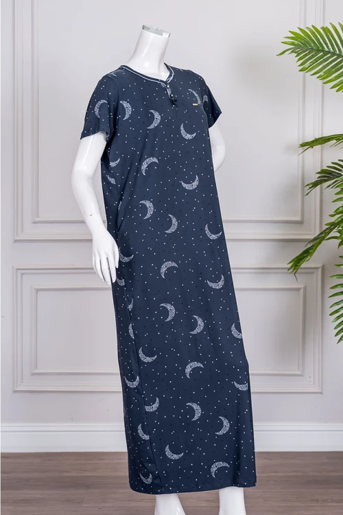 قميص نسائي طويل لون كحلي مزين برسومات ياقة دائرية بأزرار من الأمام و بأكمام قصيرة