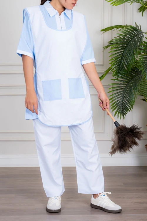 زي عاملة منزلية ثلاث قطع متعدد الألوان قميص طويل بياقة مطوية بسحاب قصير و جيوب من الأمام مع مريلة بجيب عملي و رباط على الجانبين و بنطلون طويل