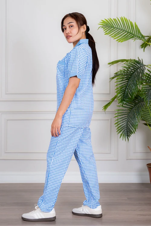 زي-عاملة-قطعتين-متعدد-الألوان-على-شكل-مربعات-بلوزة-بياقة-