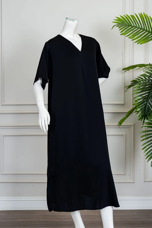 قميص نسائي قصير كلوش لون أسود ياقة قصة سبعة و بأكمام قصيرة