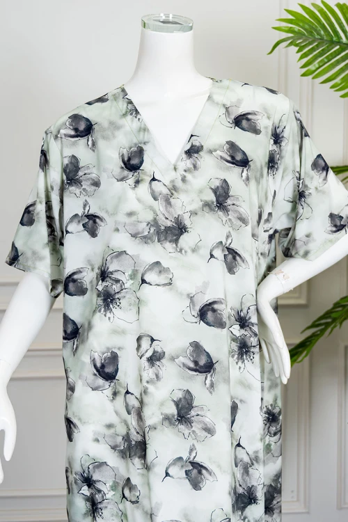 قميص نسائي قصير لون تفاحي مشجر ياقة قصة سبعة و بأكمام قصيرة