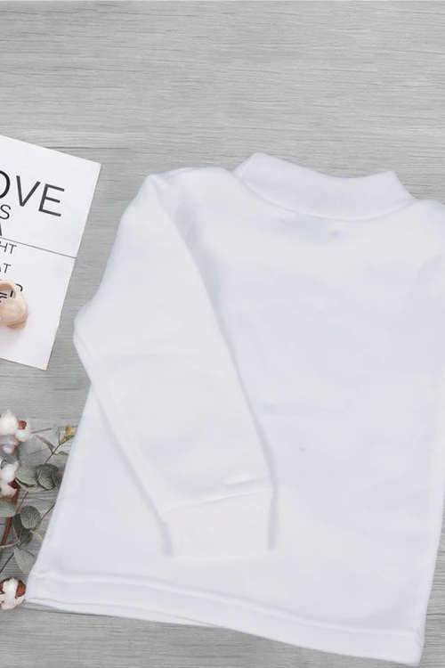 بيجاما شتوية داخلية قطعتين قماش مبطن لون ابيض بتطريز شعار من الأمام